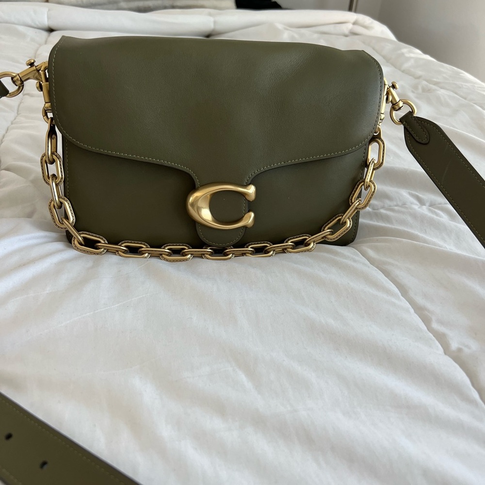 COACH tabby Olive Green Leather Shoulder Bag with Gold Chain